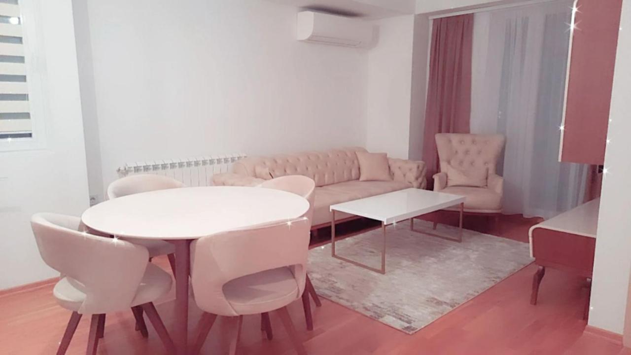Luxury Apartment Iva II Üsküp Dış mekan fotoğraf